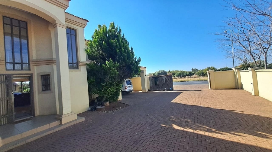 3 Bedroom Property for Sale in Universitas Free State